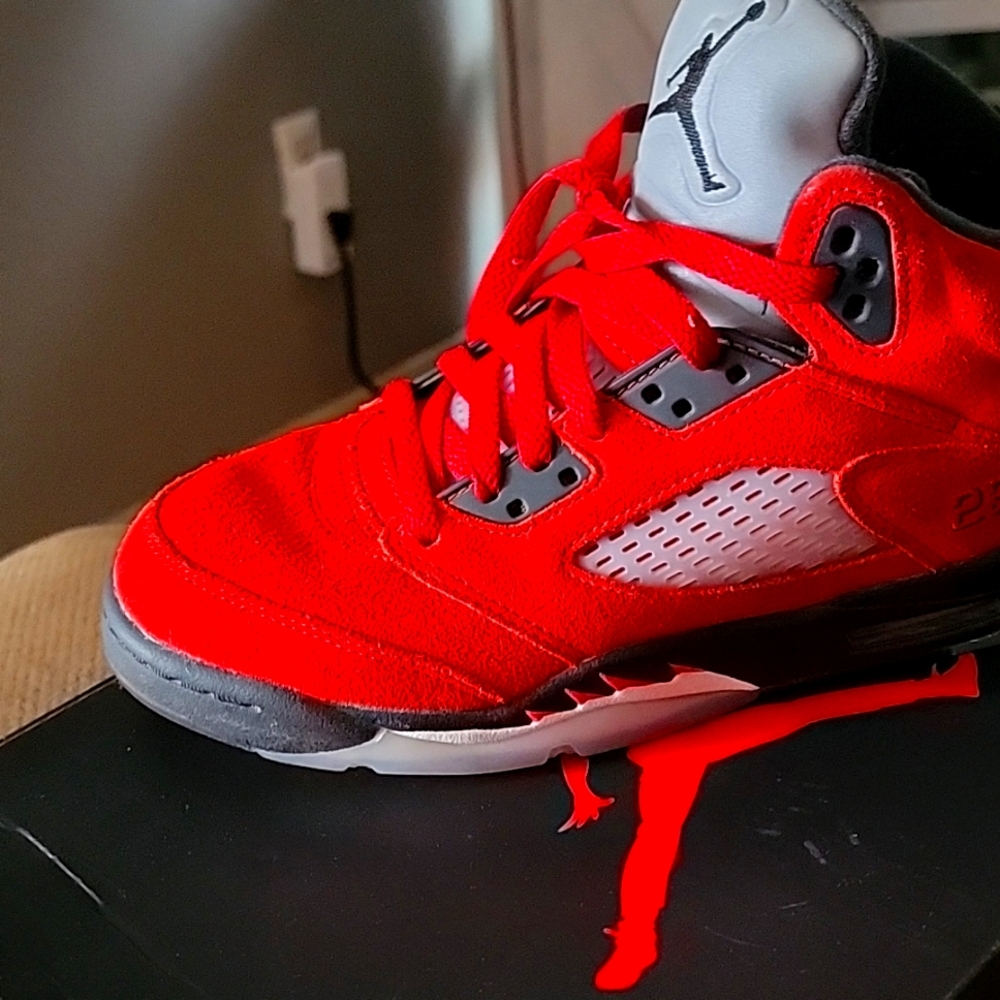 Jordan 5 raging bull